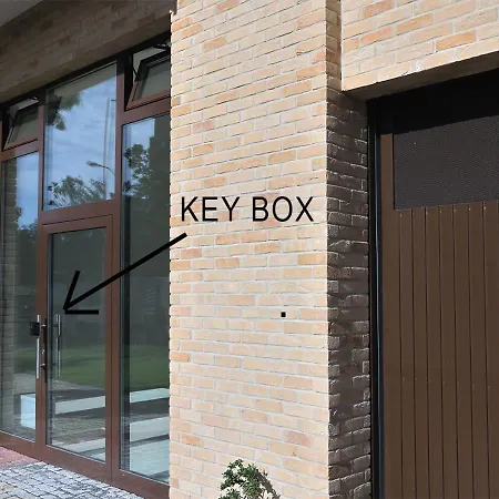 Aparthotel Two In One Building Checkin Bratislava