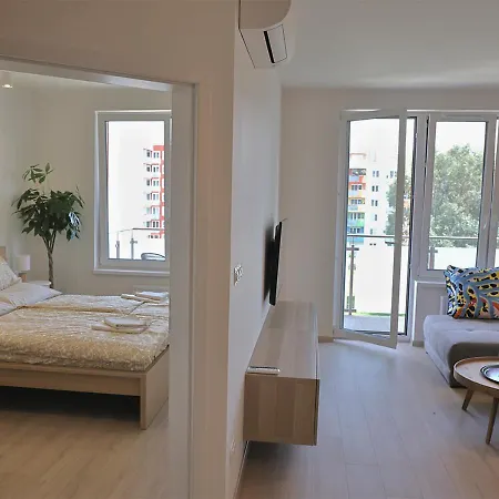 Two In One Building Checkin Aparthotel Bratislava