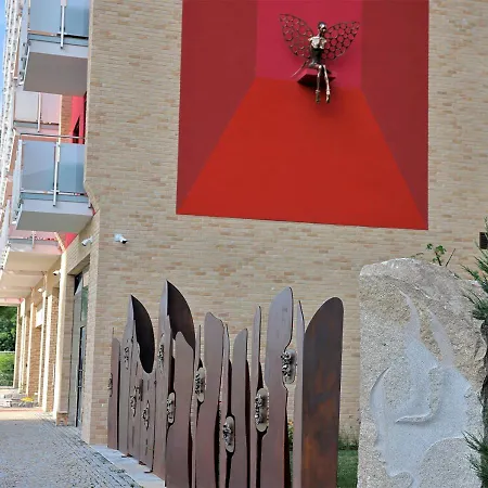 Aparthotel Two In One Building Checkin