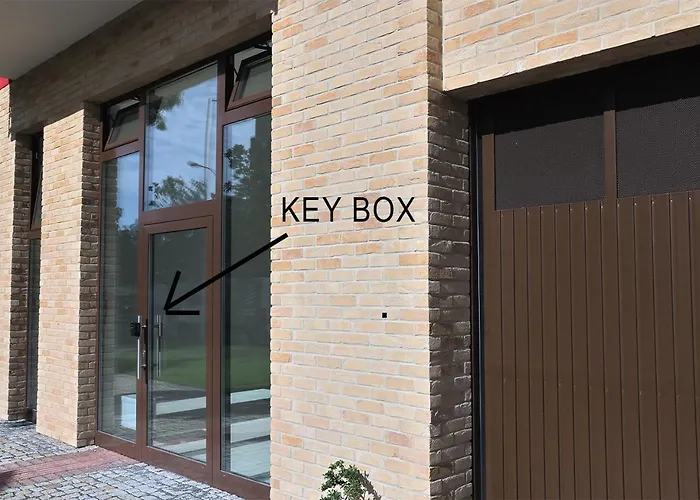 Апарт-отель Two In One Building Checkin Братислава